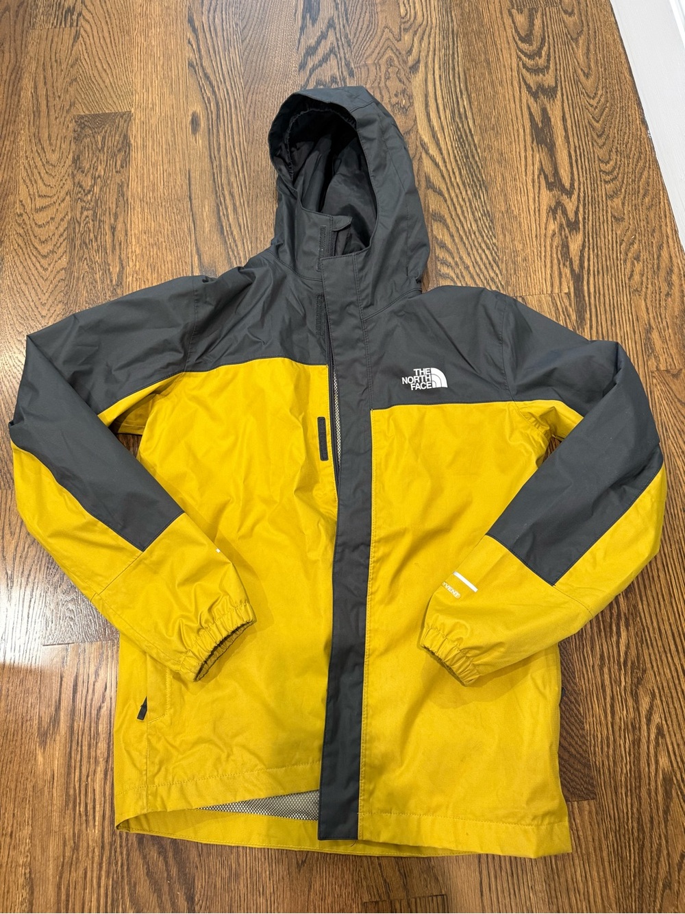 Like new boys The North Face Two-Tone Yellow and Charcoal Hooded Shell Jacket